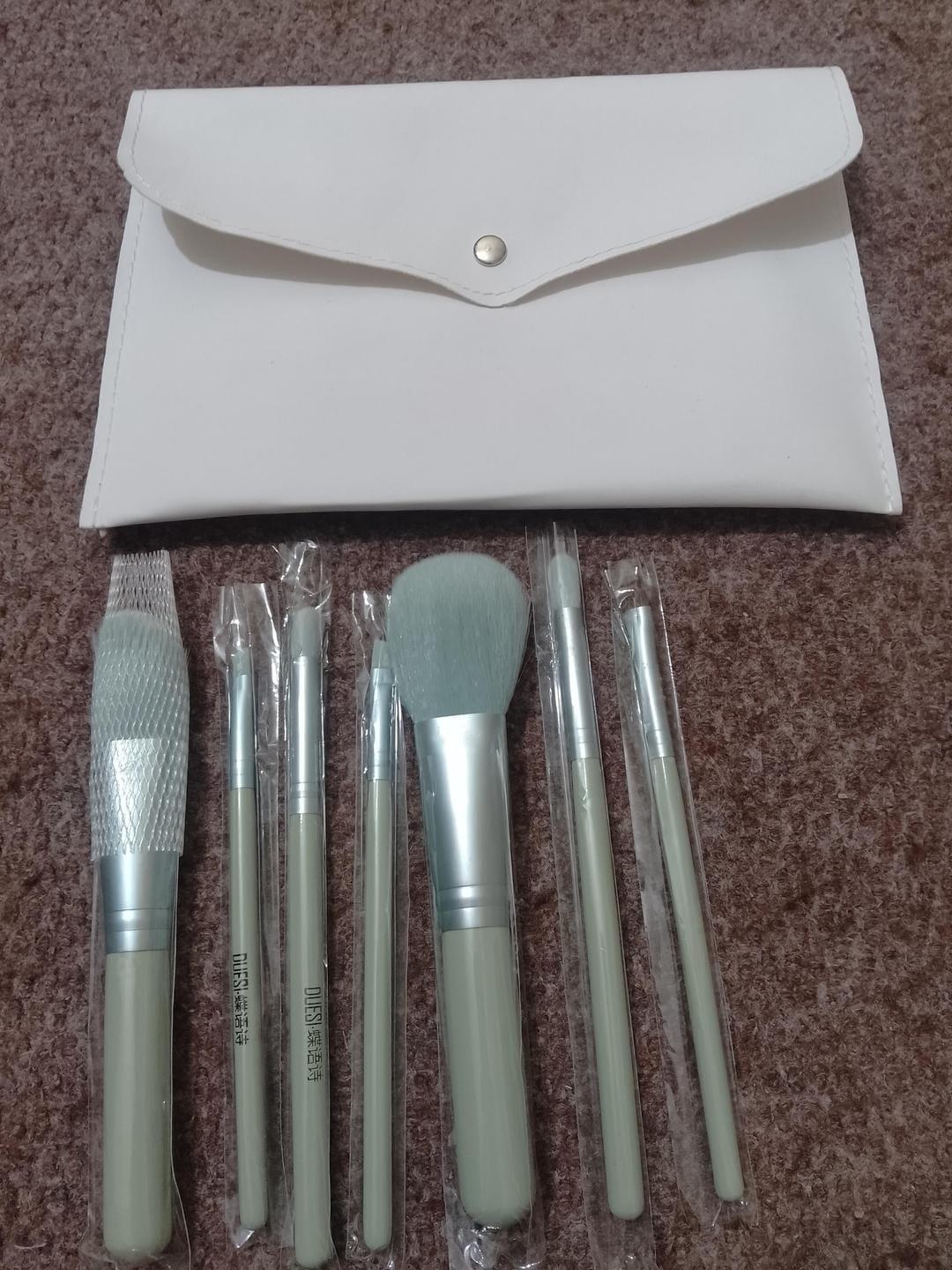 2 In 1 Reusable Makeup Brushes Set for Blending and Contouring